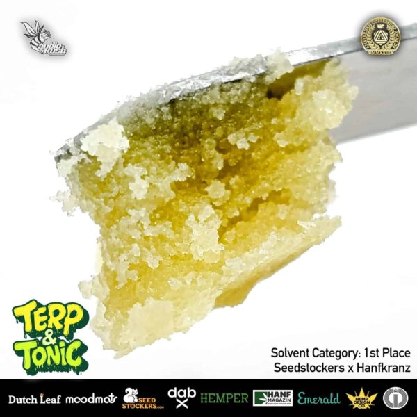 Secondary close-up photograph of Terp and Tonic BHO by Seedstockers x Hanfkranz, 1st place, solvent extract Category, Amsterdam Coffeeshop Awards 2024