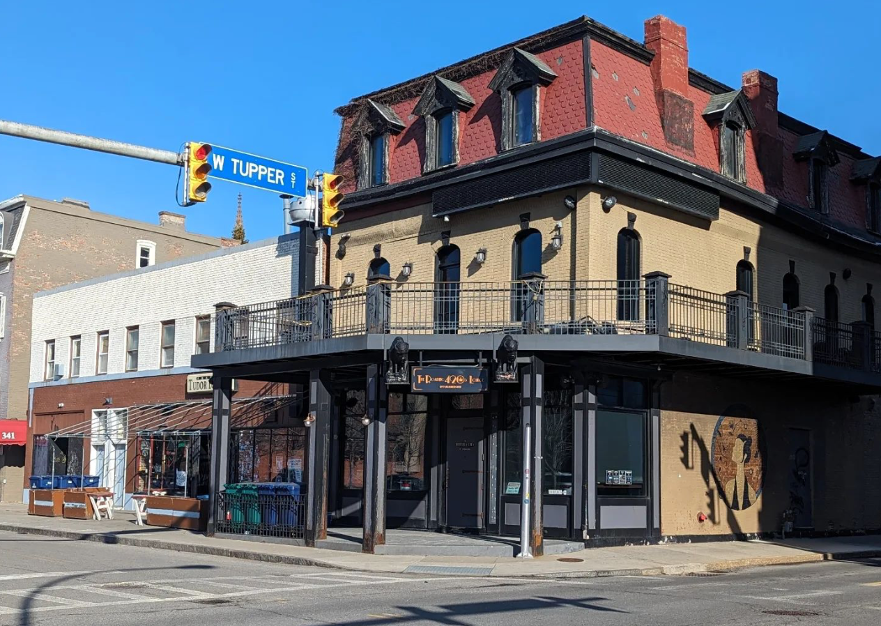 The Roaring 420s Lounge Opens In Buffalo