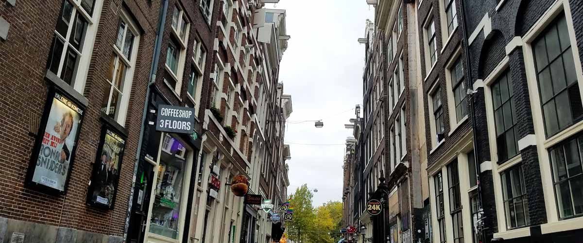 Blog-Featured-Image-Amsterdam-Coffeeshop-Changes-min