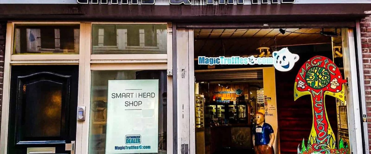 Chills & Thrills, founded in 1996, is a smartshop located in Amsterdam centrum.