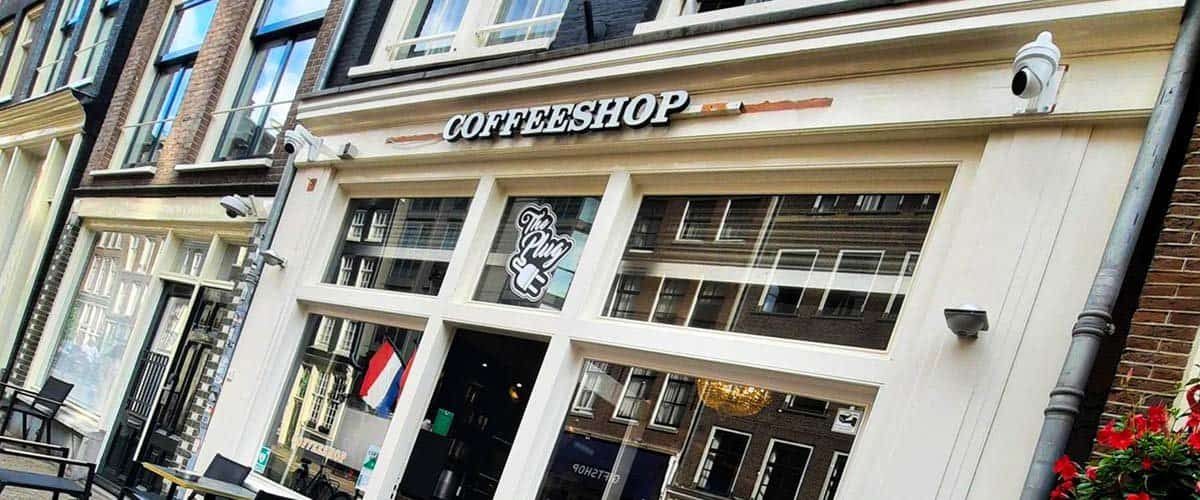 feat-img-2-new-coffeeshops-open-in-Amsterdam-this-summer-The-Plug-3