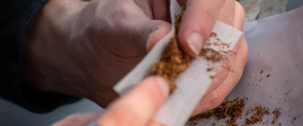 tobacco-banned-coffeeshops-joint